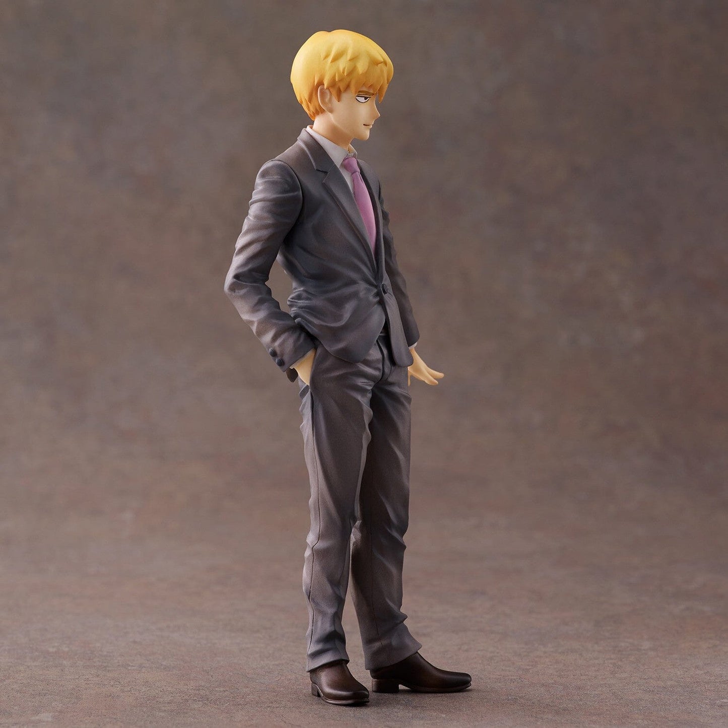 Mob Psycho 100 III Arataka Reigen non-scale (Pre-order)