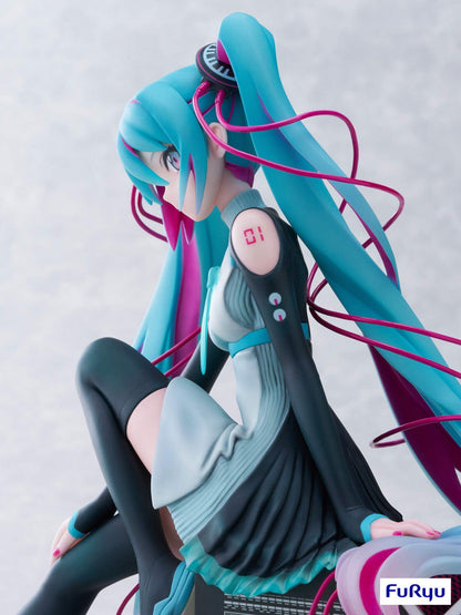 Hatsune Miku x MTV 1/7 (Pre-order)