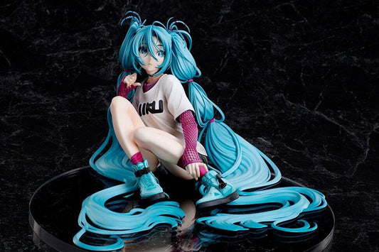 Hatsune Miku x Mai Yoneyama The Latest Street Style "Cute" Tokyo Figure Limited Edition 1/4 (Pre-order)